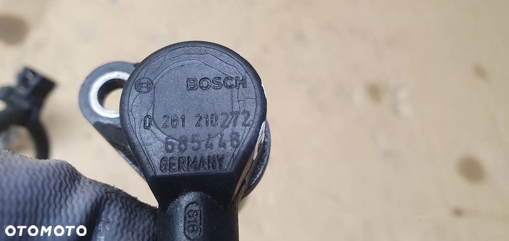 Czujnik położenia wału Bosch Audi A8 D3 4.2 TDI 0261210272 - 6