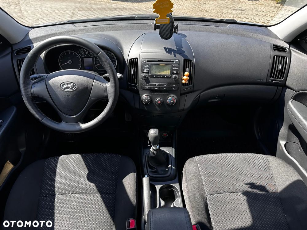 Hyundai i30 1.4 Blue Comfort - 14
