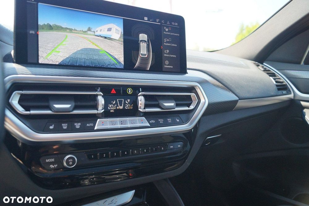 BMW X4 - 33