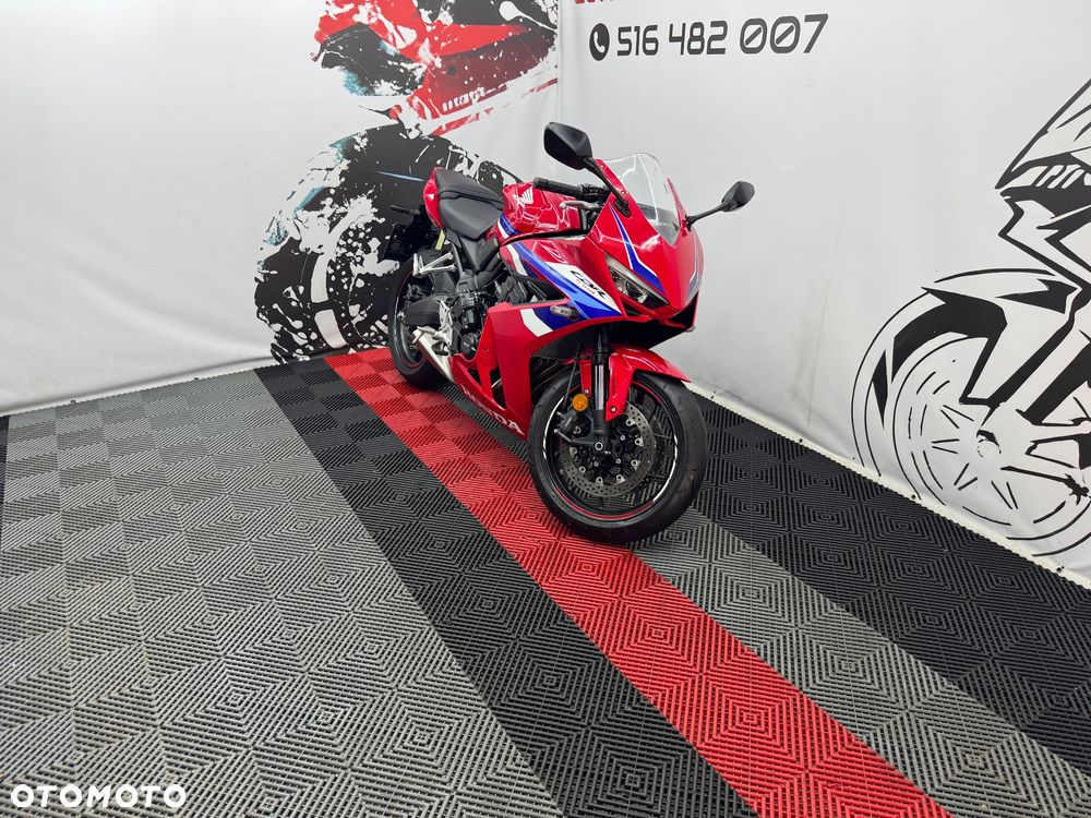 Honda CBR - 41