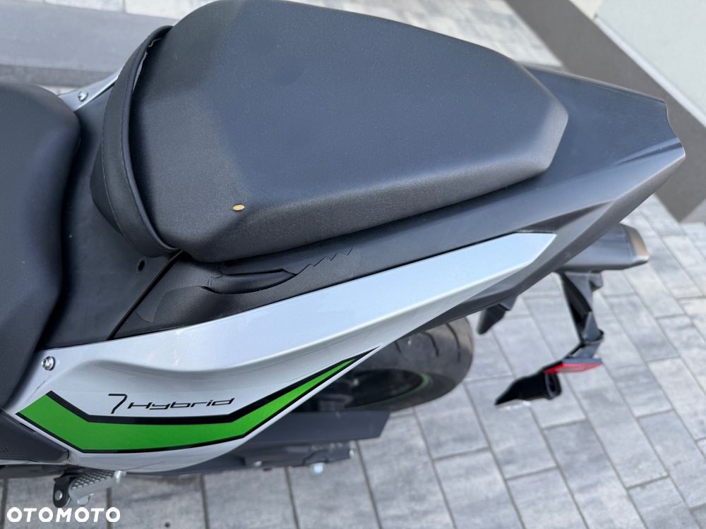 Kawasaki Ninja 500 - 11