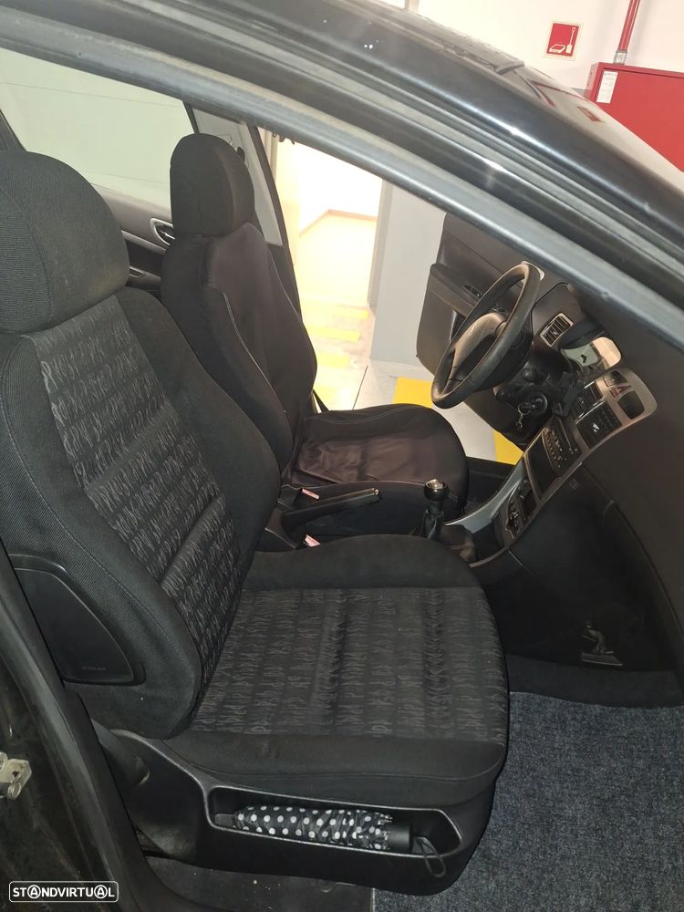 Peugeot 307 1.4 HDi Premium - 15