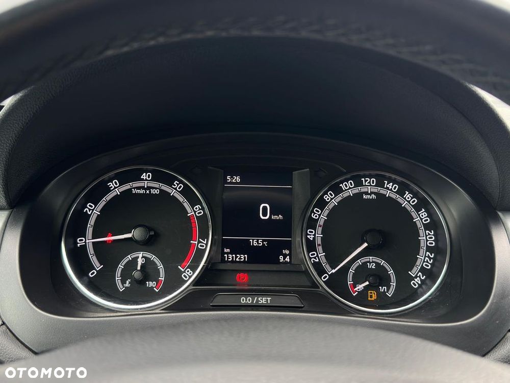 Skoda RAPID 1.0 TSI Ambition - 14
