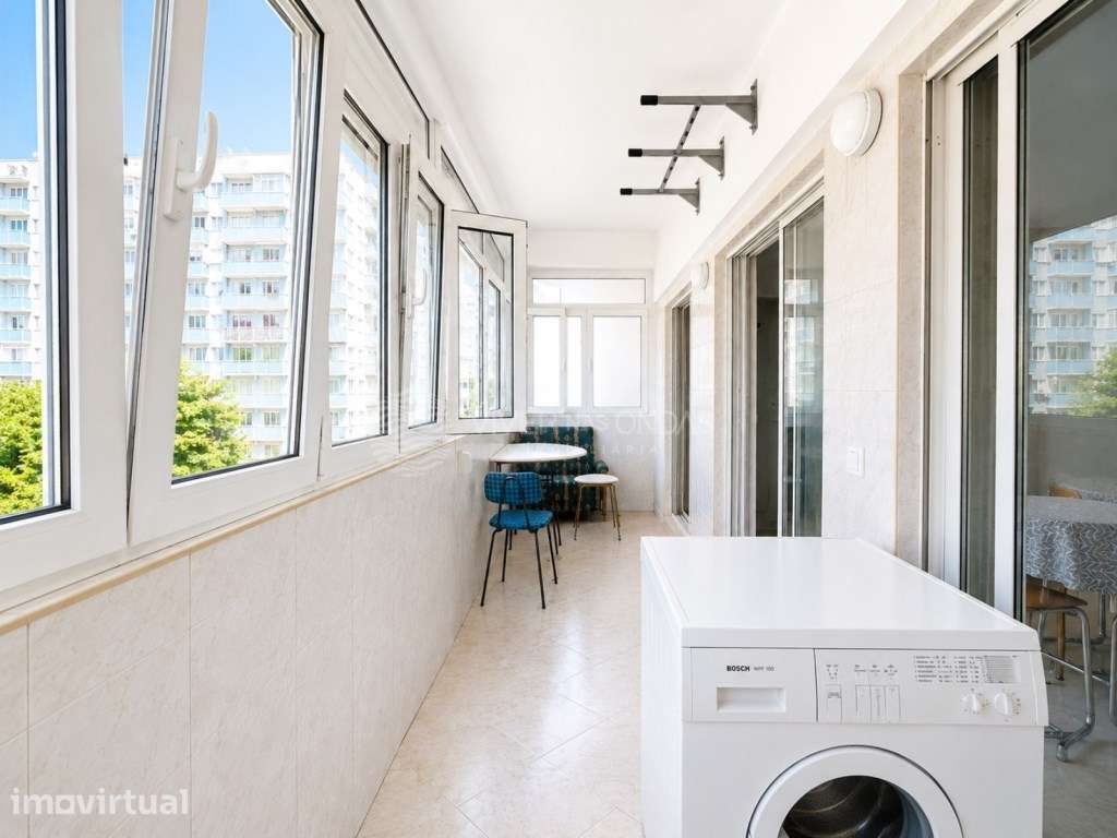 Apartamento T1 com 59 m², Elevador e Marquise na Costa da Caparica - Grande imagem: 2/20