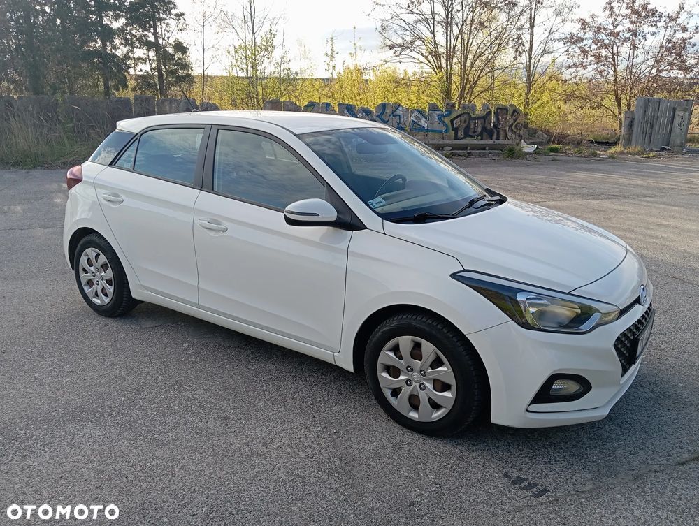 Hyundai i20 1.2 Comfort - 10