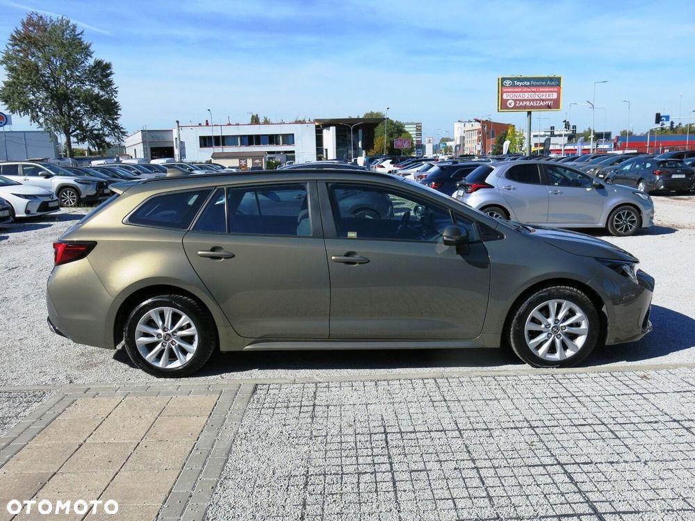 Toyota Corolla 1.8 Hybrid Comfort - 17