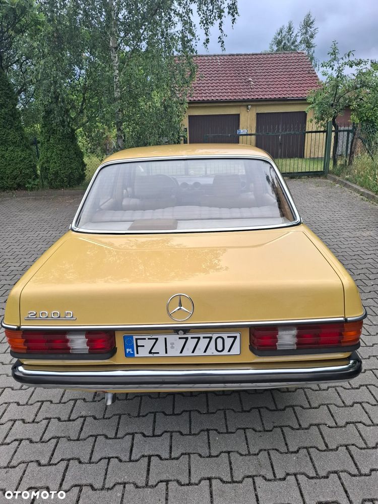 Mercedes-Benz W123 - 3