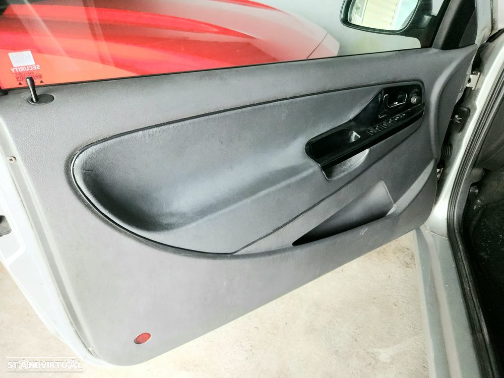 SEAT Ibiza 1.9 SDi Passion - 16