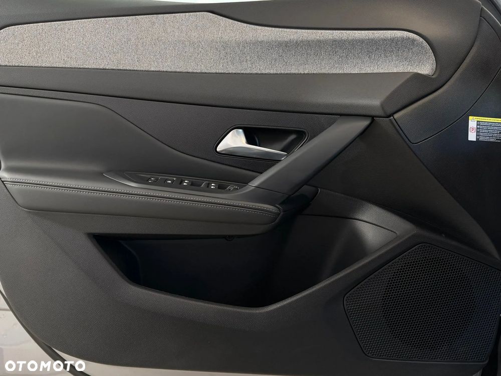 Peugeot 308 1.2 PureTech Allure S&S EAT8 - 8