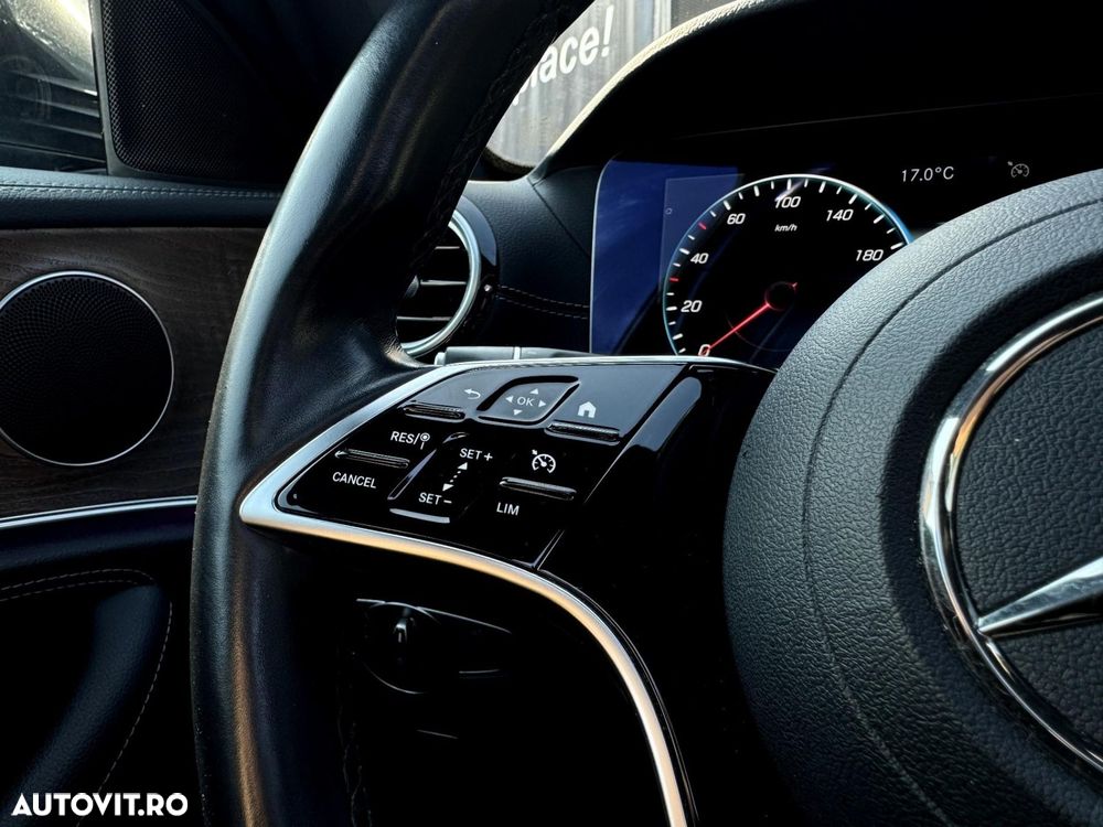 Mercedes-Benz E - 11