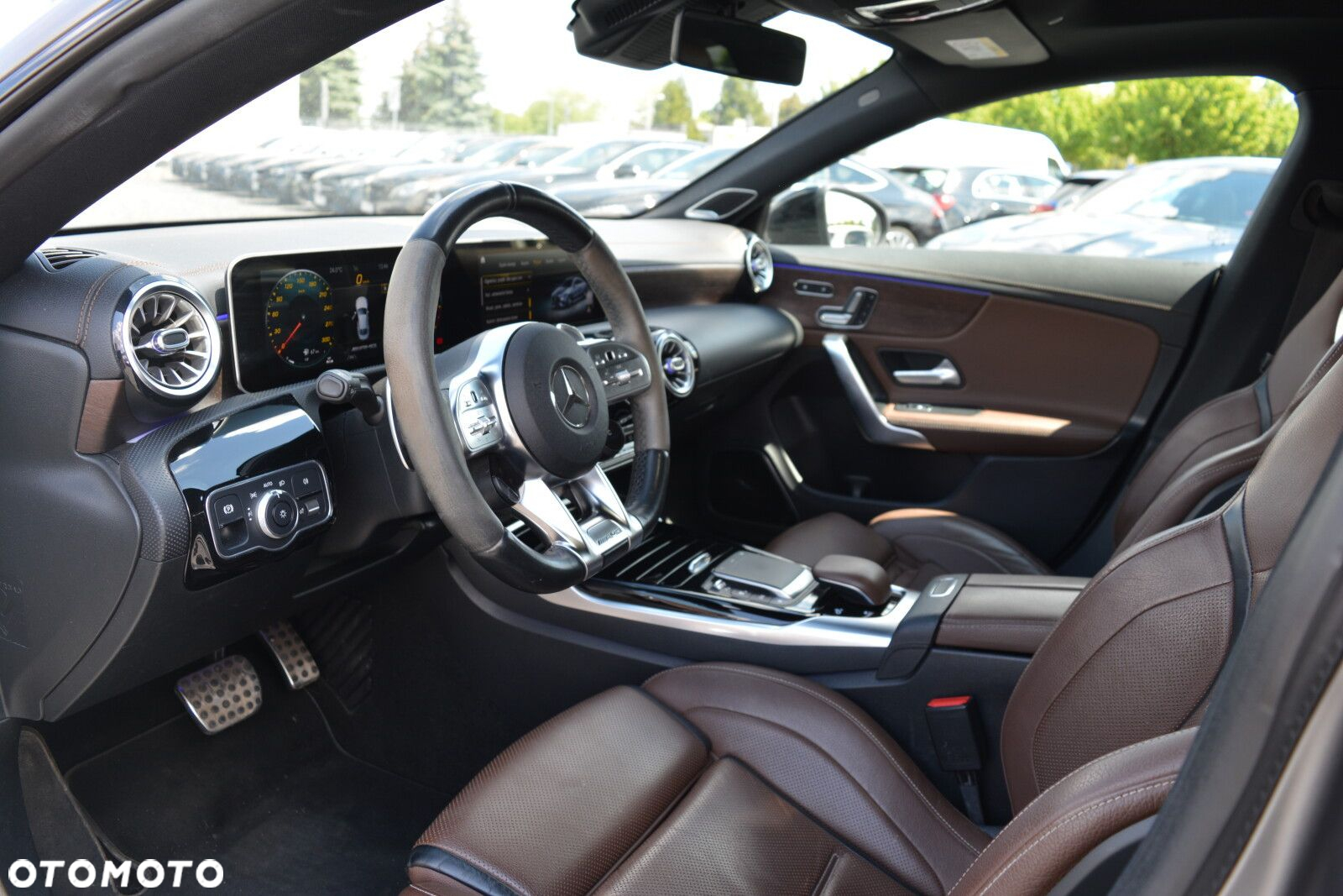 Mercedes-Benz CLA AMG 45 S 4-Matic 8G-DCT - 17