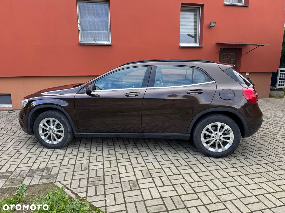 Mercedes-Benz GLA 200 (CDI) d 4-Matic - 5