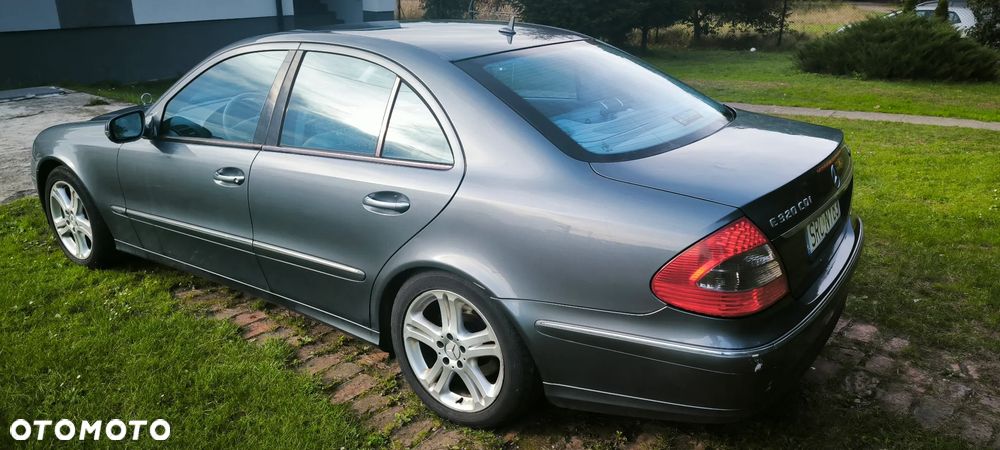 Mercedes-Benz Klasa E - 2