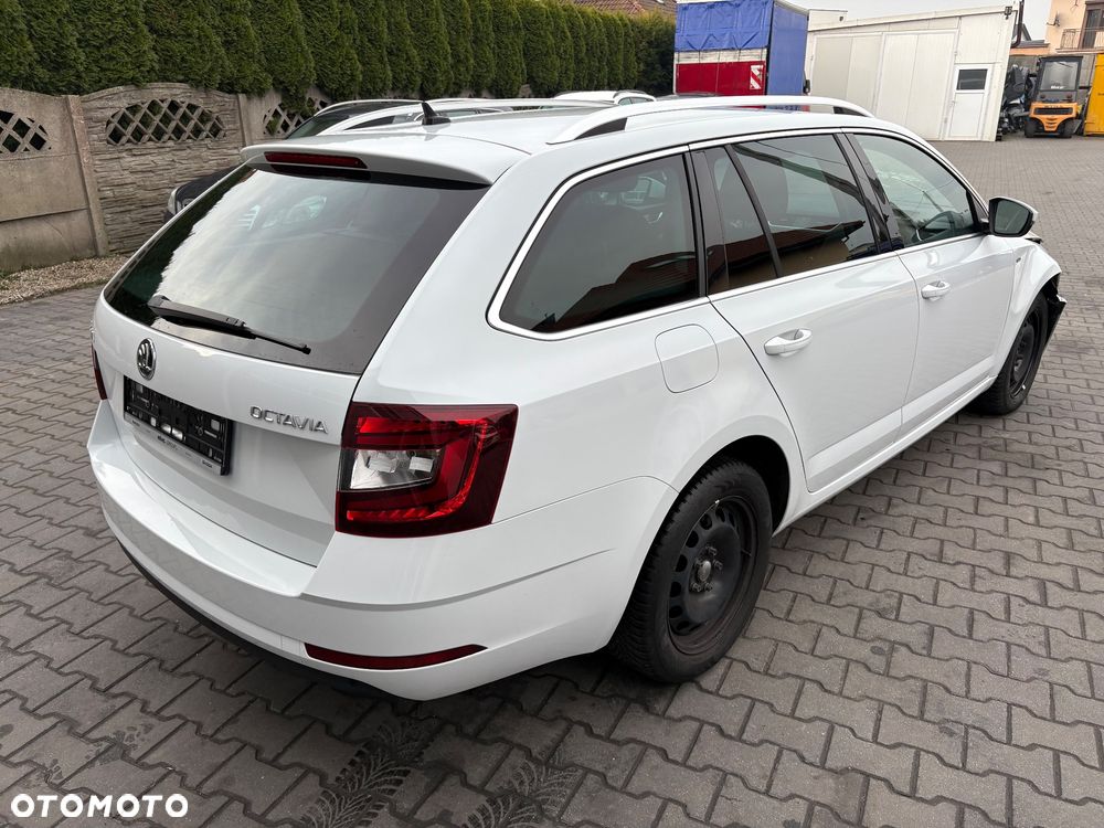 Skoda Octavia 2.0 TDI DSG Soleil - 5