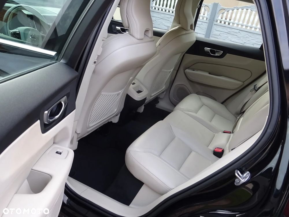 Volvo XC 60 - 20