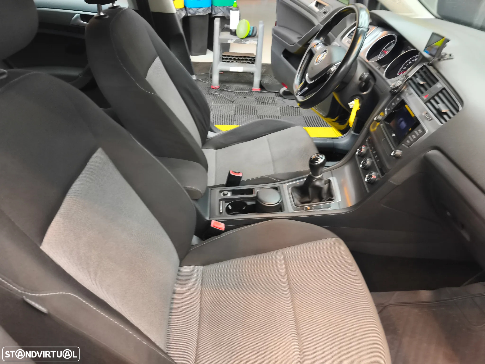 VW Golf Variant 1.6 TDi Highline - 14