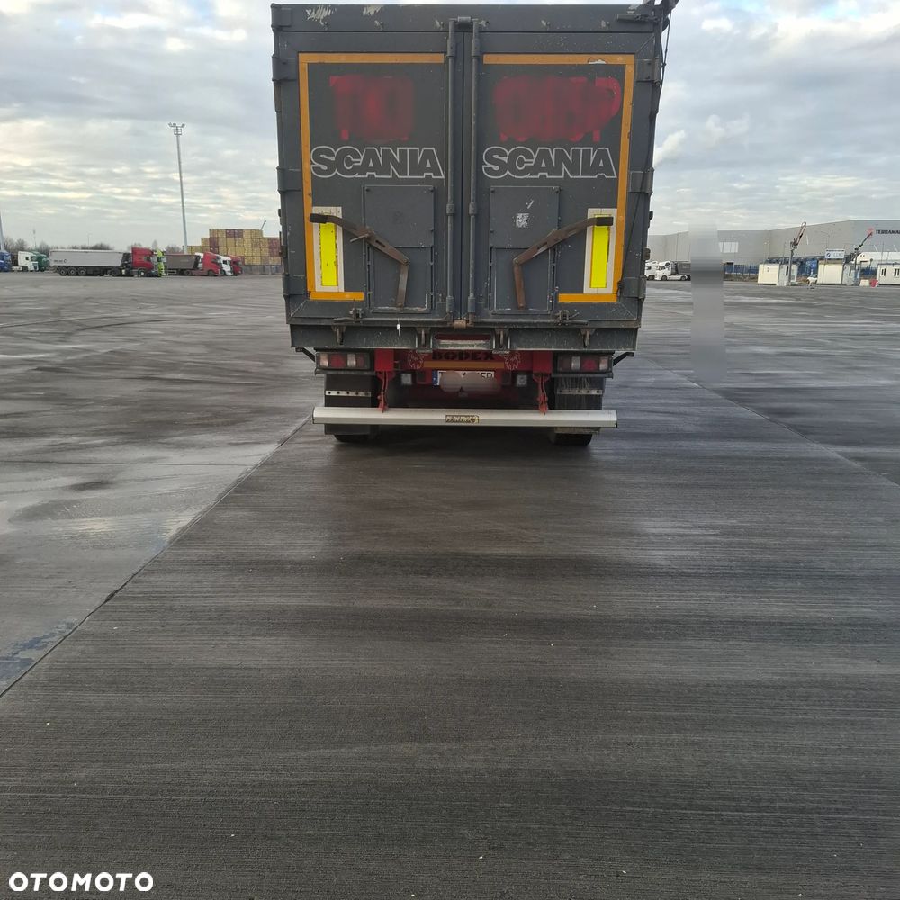 Bodex Naczepa wywrotka 50m3 - 10