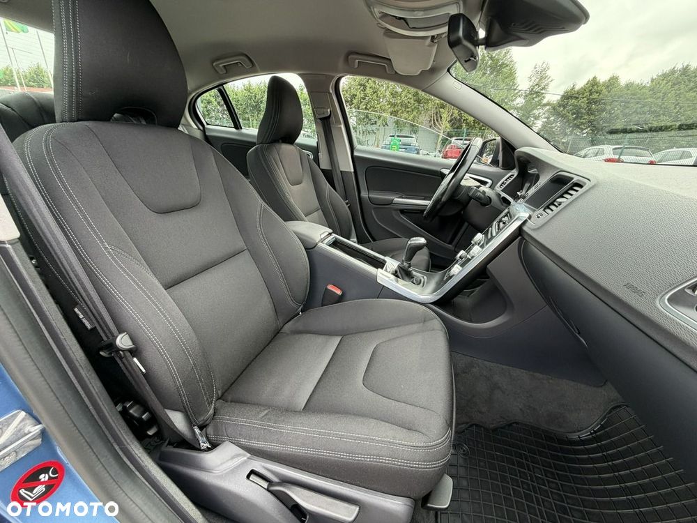 Volvo S60 D4 Kinetic - 33