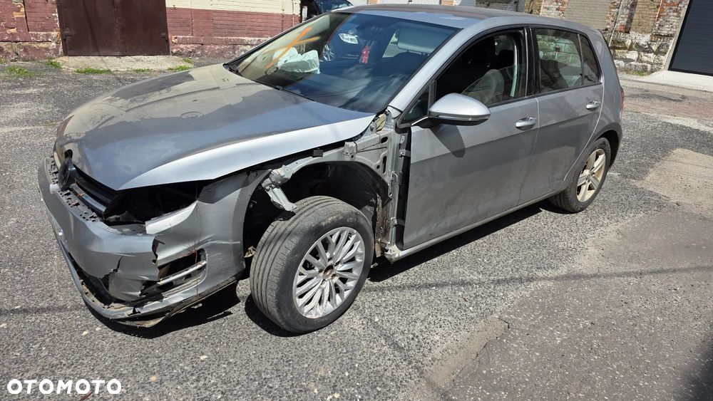 Volkswagen Golf 1.4 TSI ACT BlueMotion Technology DSG Highline - 6