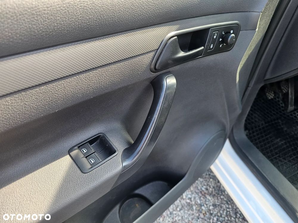 Volkswagen Caddy - 13