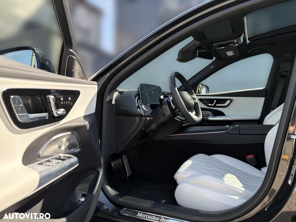 Mercedes-Benz E - 10