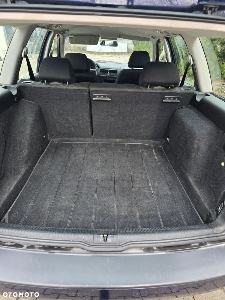 Volkswagen Golf IV 1.4 16V Comfortline - 10