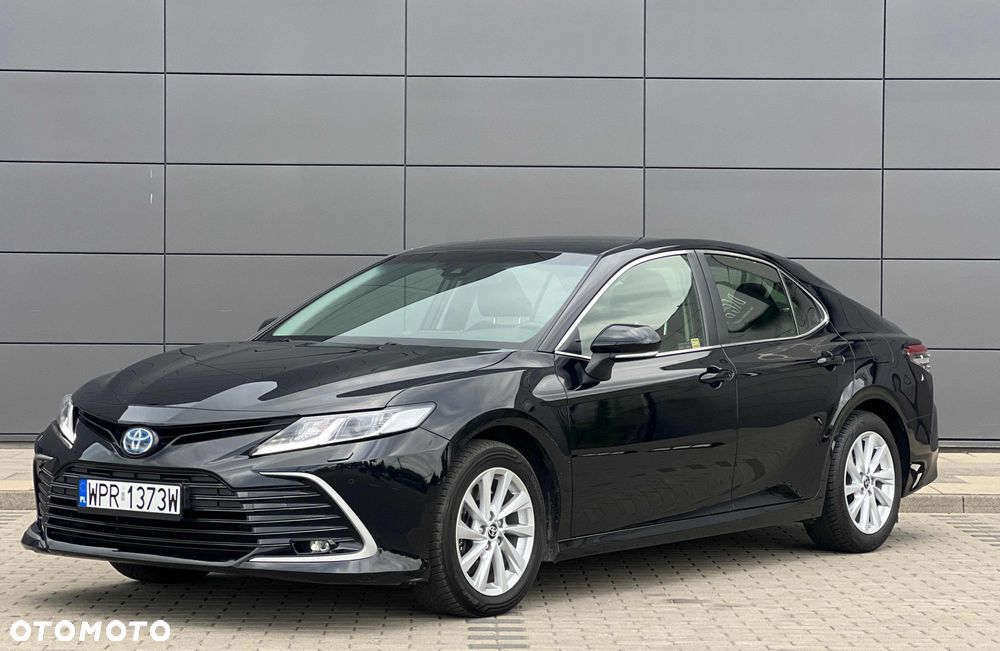 Toyota Camry 2.5 Hybrid Comfort CVT - 18