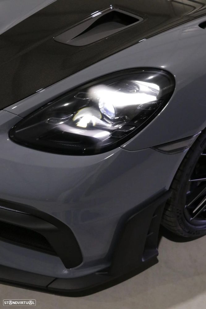 Porsche 718 Cayman - 50
