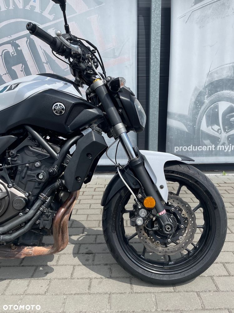 Yamaha MT - 5