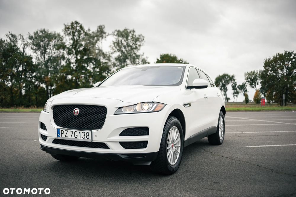 Jaguar F-Pace P250 AWD - 10