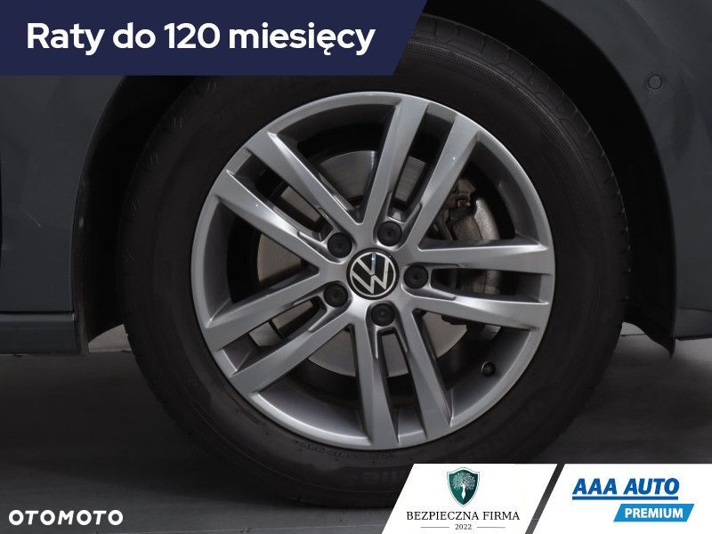 Volkswagen Touran - 17