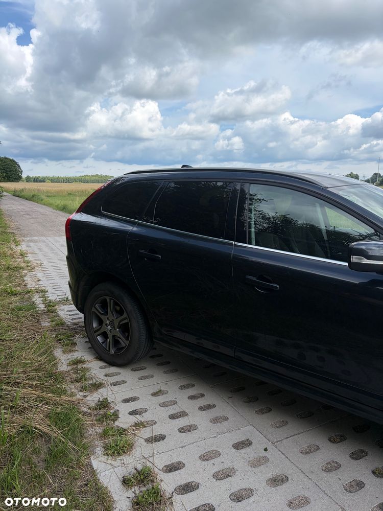 Volvo XC 60 - 6