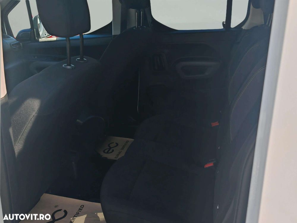 Peugeot Rifter 1.5 BlueHDI 130 CP S&S Active Pack - 15