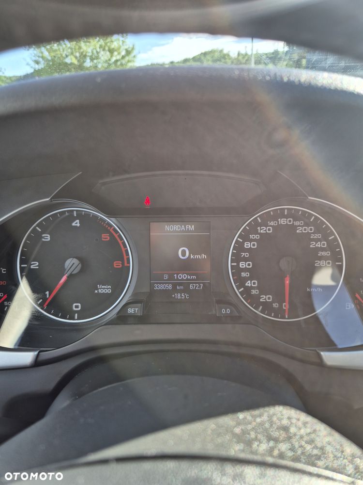 Audi A4 Limousine - 6