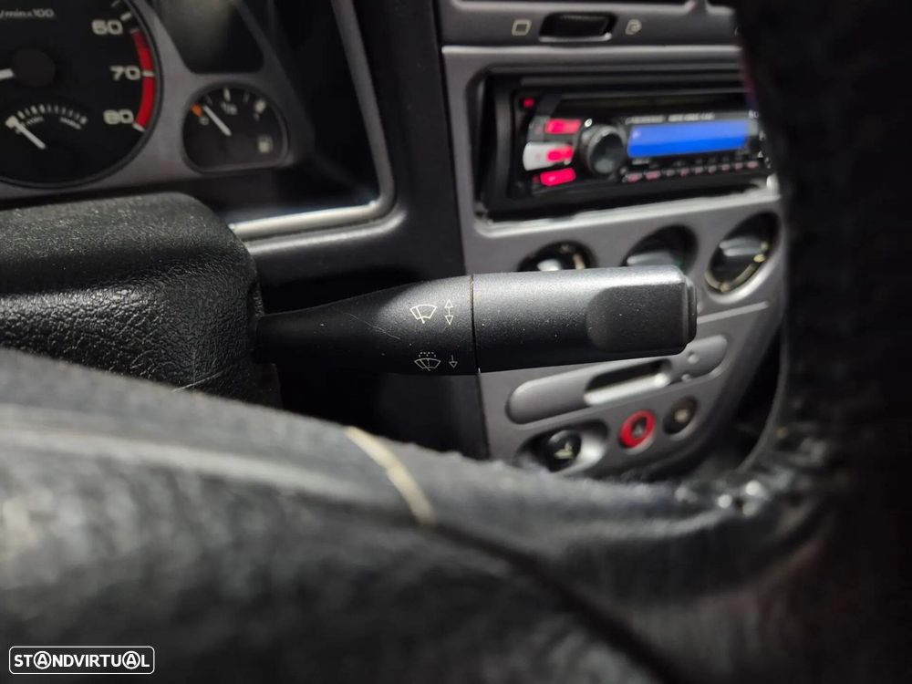 Peugeot 306 Cabriolet 1.8 - 23