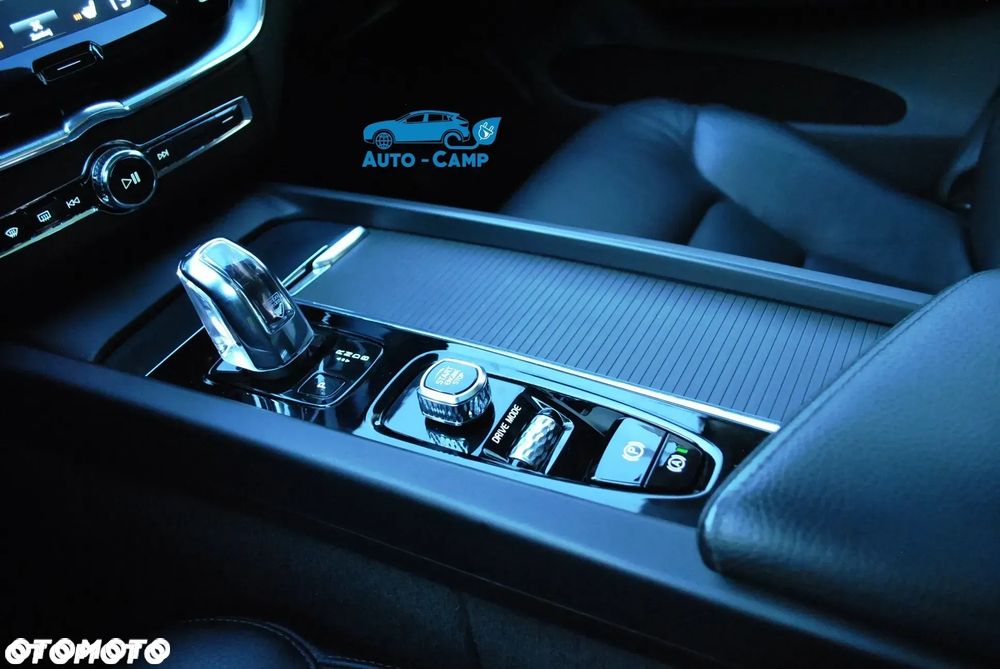 Volvo XC 60 - 33