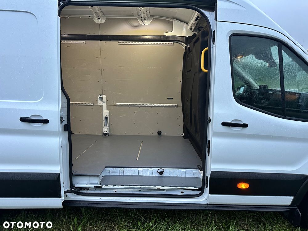 Ford Transit - 16
