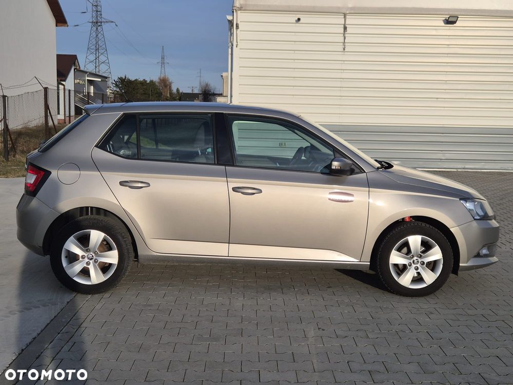 Skoda Fabia 1.0 TSI Active - 4