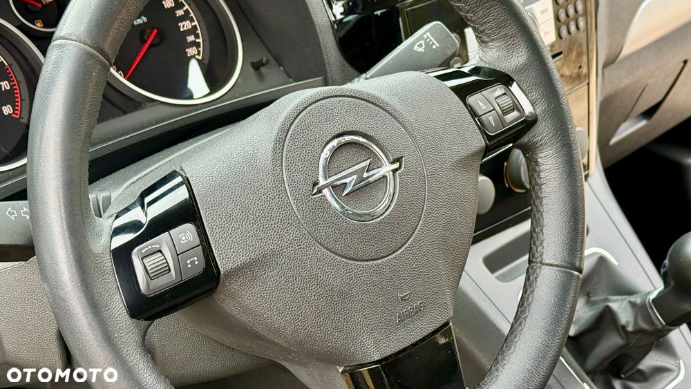 Opel Zafira - 34