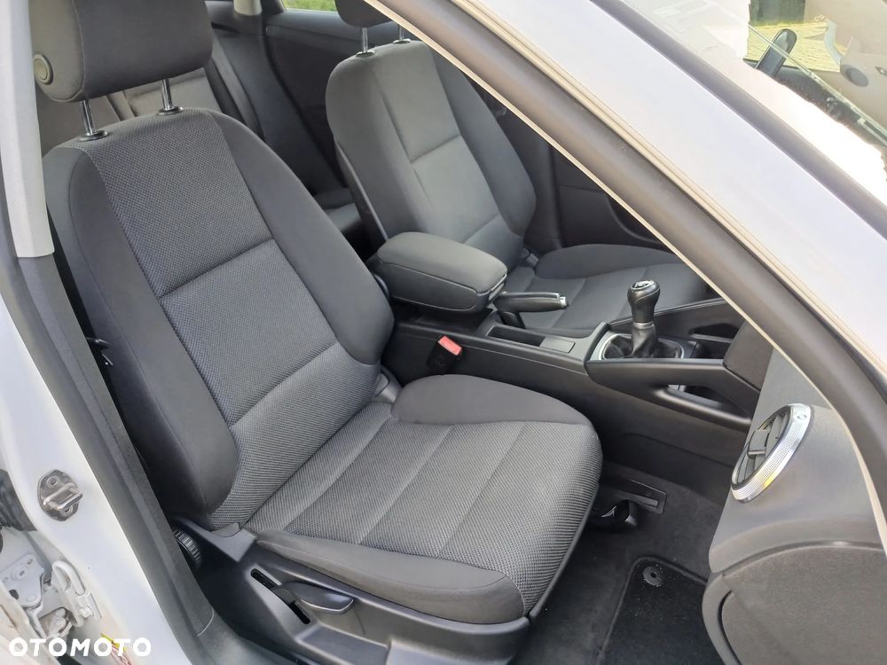 Audi A3 Sportback 1.6 Attraction - 15