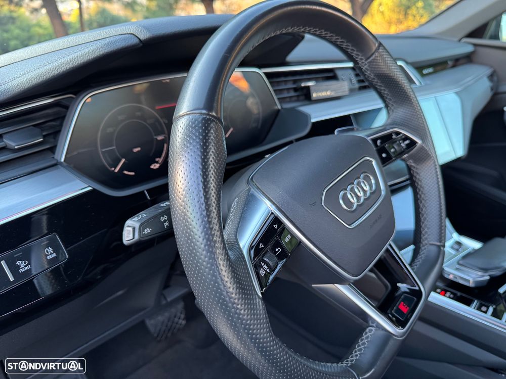 Audi e-tron 55 quattro S line - 8