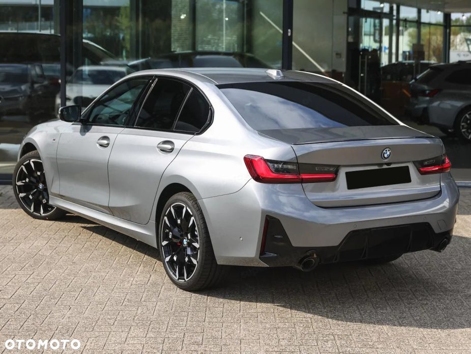 BMW Seria 3 330d xDrive mHEV M Sport sport - 4