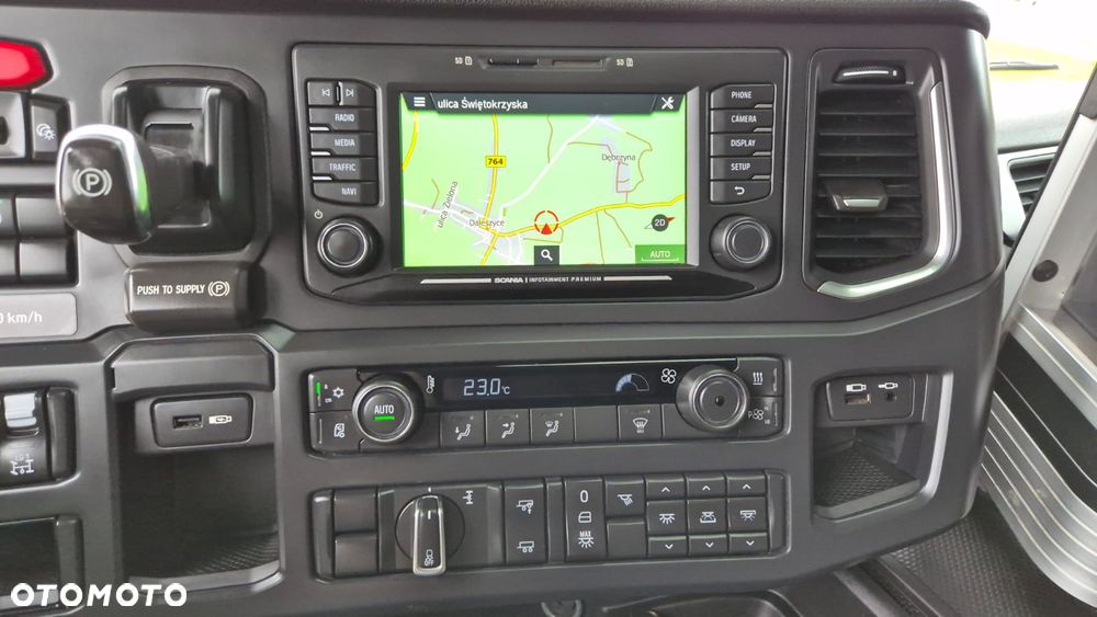 Scania ///S450///2021///RETARDER/// FULL LED///ALUMINIOWE FELGI/// ZABUDOWY MIĘDZYOSIOWE/// ORUROWANIE///DUŻE ZBIORNIKI/// WYŚWIETLACZ OBCIĄŻENIA/// NAWIGACJA///STAN BARDZO DOBRY - 32