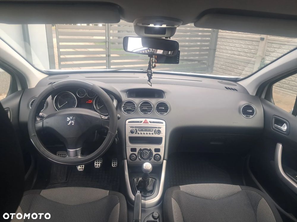 Peugeot 308 - 5