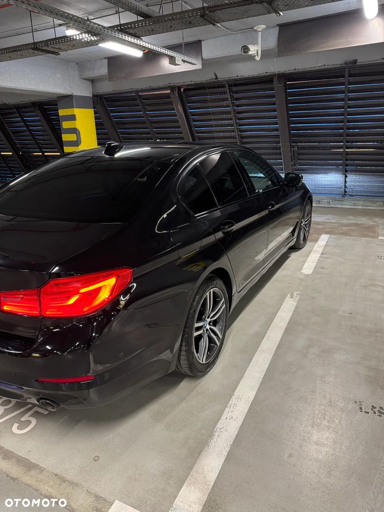 BMW Seria 5 520d Sport Line - 15