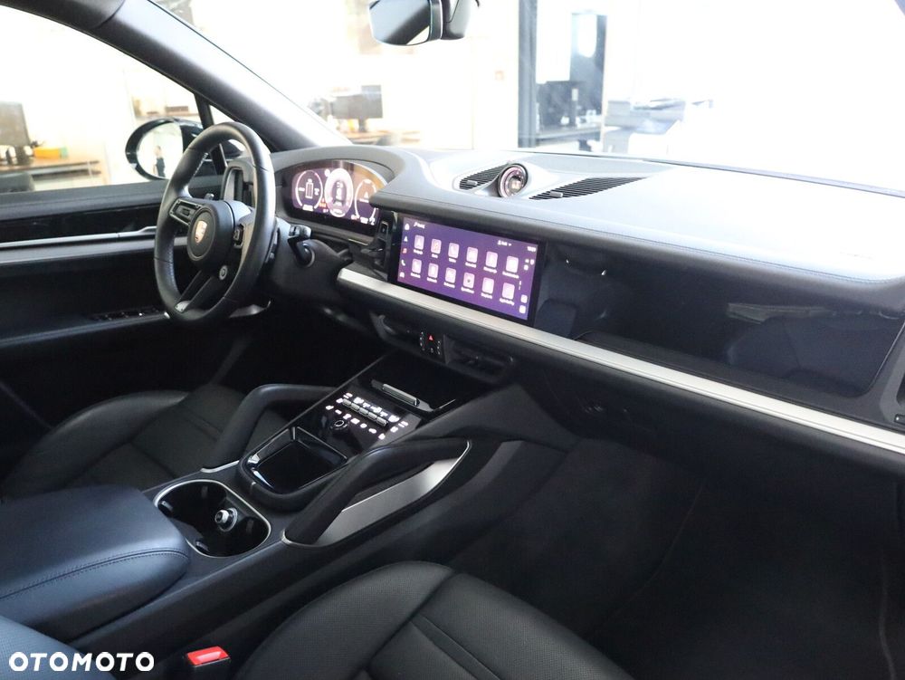 Porsche Cayenne - 10