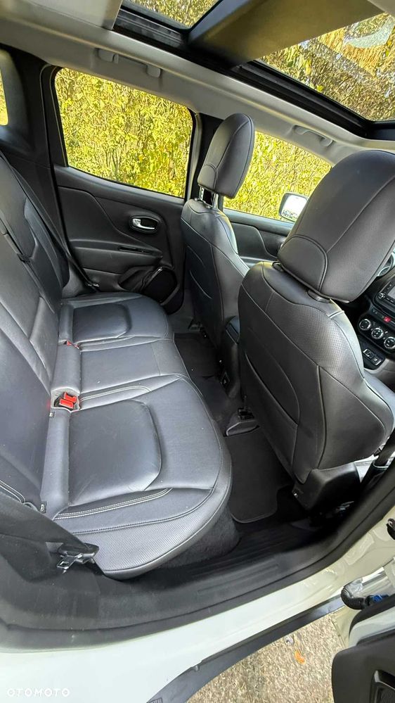 Jeep Renegade - 11