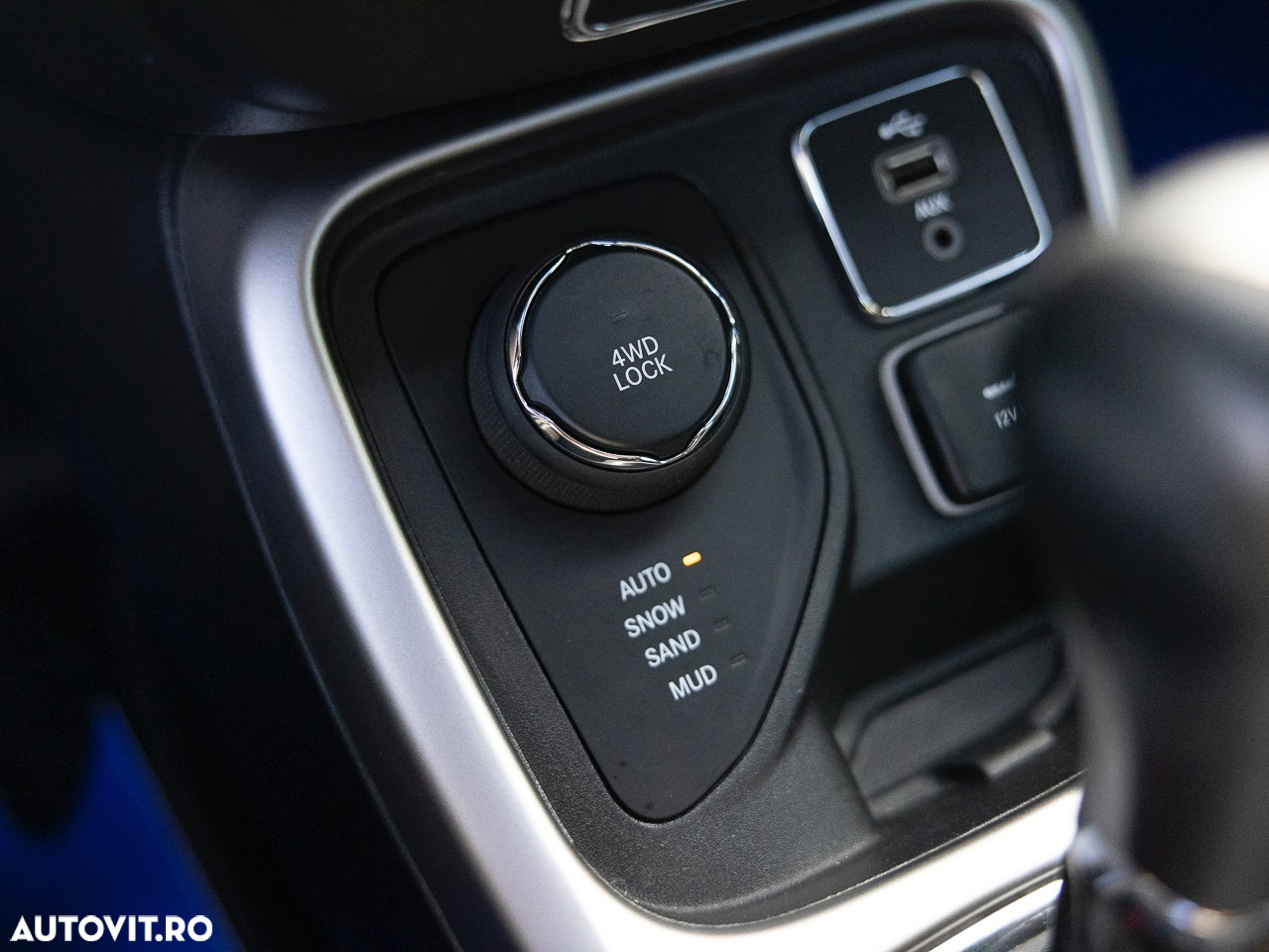 Jeep Compass 2.0 M-Jet 4x4 AT Longitude - 11