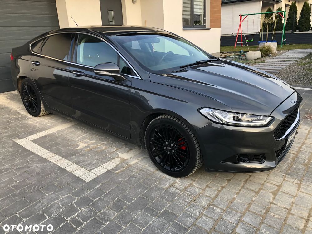 Ford Fusion - 2