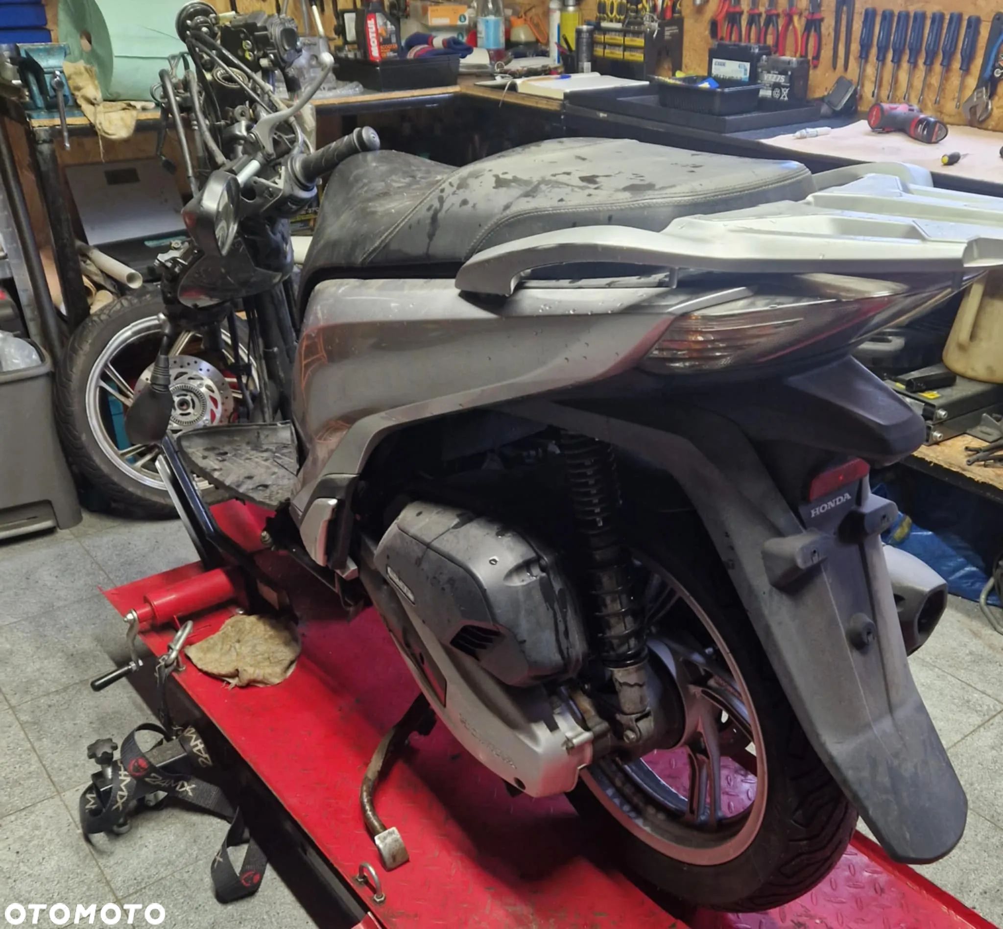 Silnik plastiki koła osprzęt Honda SH125 - 1